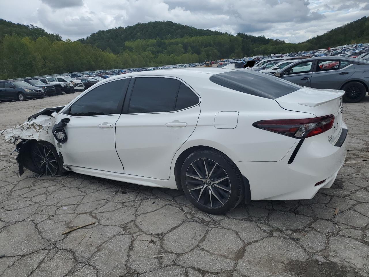 Lot #3025784335 2022 TOYOTA CAMRY SE