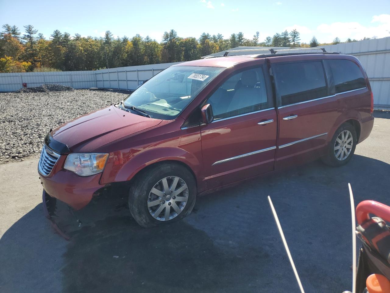 Lot #2928165848 2016 CHRYSLER TOWN & COU