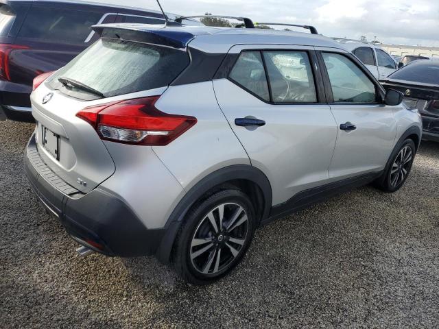 VIN 3N1CP5CU9JL509130 2018 Nissan Kicks, S no.3