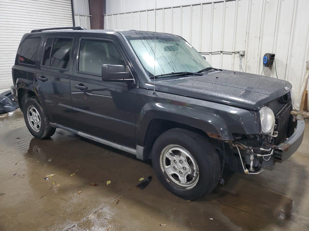 2010 Jeep PATRIOT, SPORT