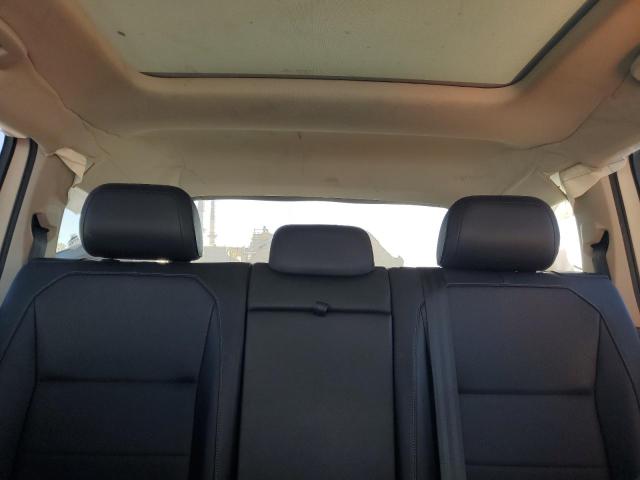 2018 VOLKSWAGEN TIGUAN SE - 3VV3B7AX2JM207100