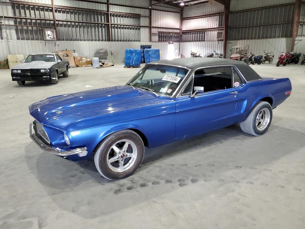  Salvage Ford Mustang