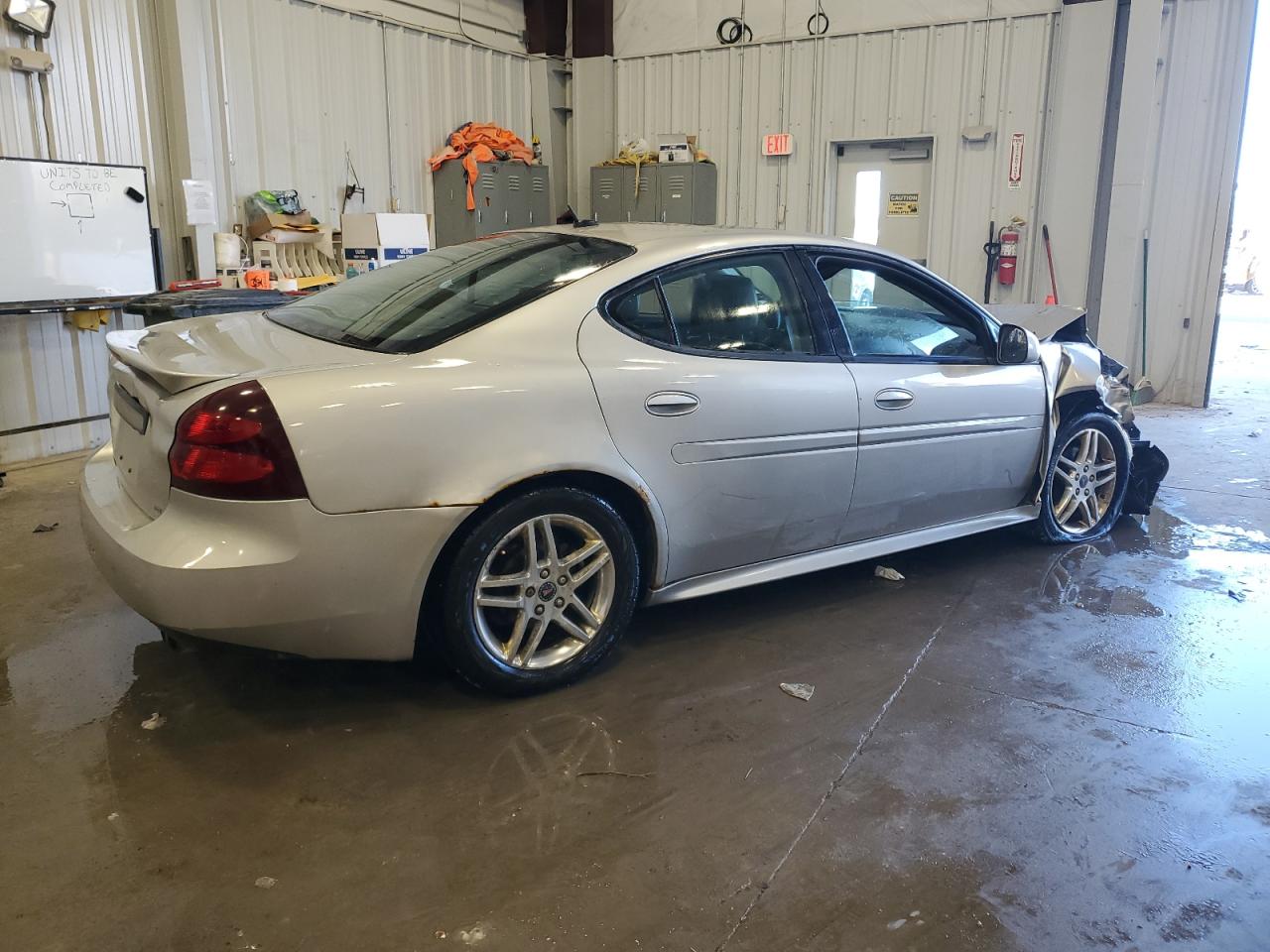 PONTIAC GRAND PRIX 2006 silver  gas 2G2WR554661152374 photo #4