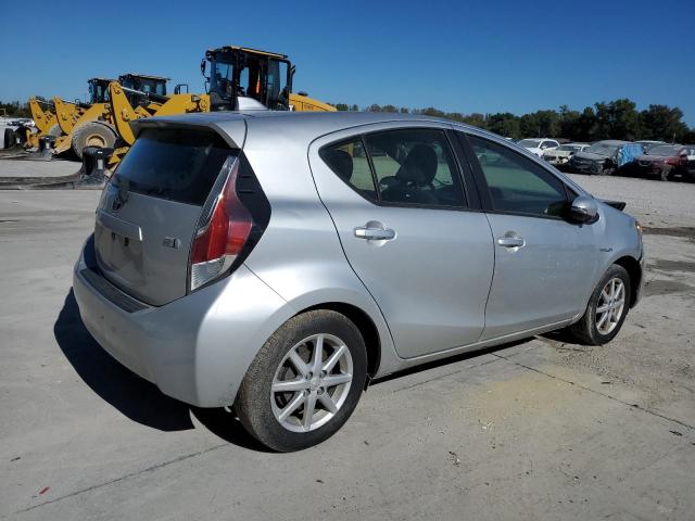 2015 TOYOTA PRIUS C - JTDKDTB39F1579384