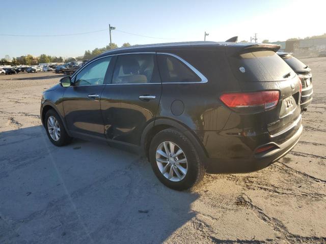 VIN 5XYPG4A38HG217909 2017 KIA Sorento, LX no.2