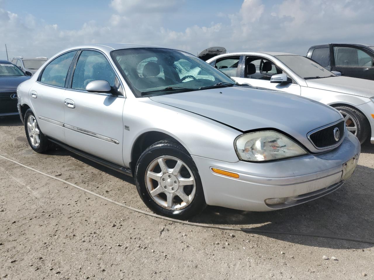 Lot #3026941187 2002 MERCURY SABLE LS P