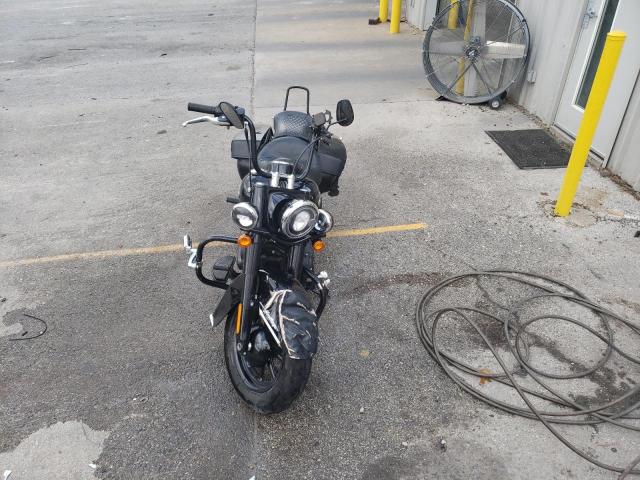 2022 HARLEY-DAVIDSON FLHCS 1HD1YBK10NB051264
