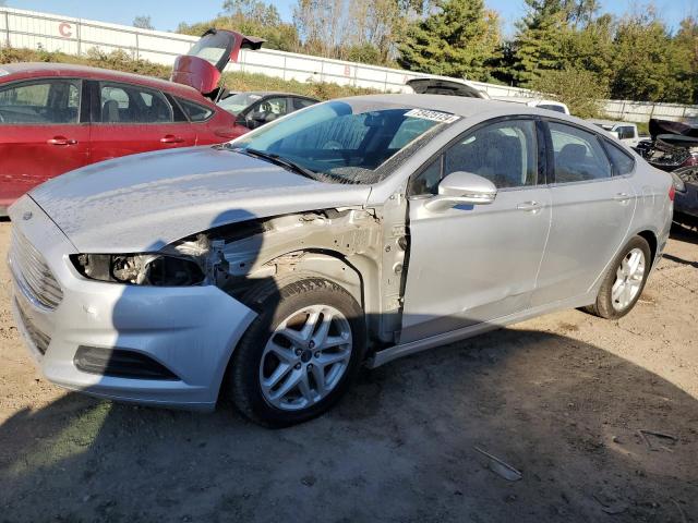 VIN 1FA6P0H73E5402070 2014 Ford Fusion, SE no.1