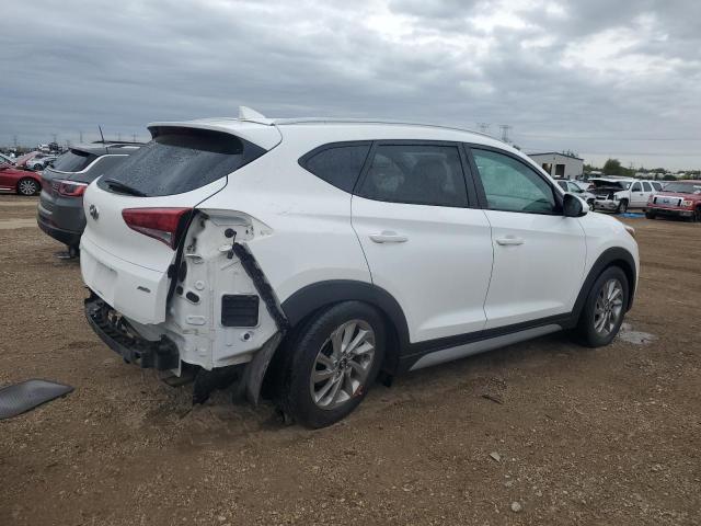 HYUNDAI TUCSON SEL 2018 white  gas KM8J3CA47JU607629 photo #4