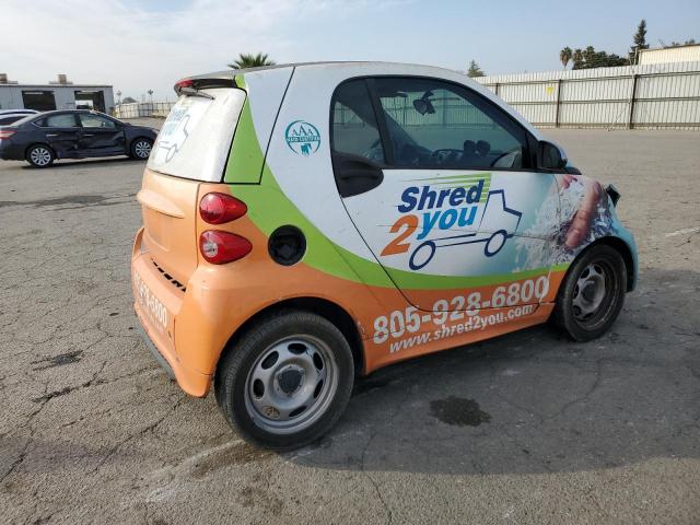 VIN WMEEJ9AA5FK837923 2015 Smart Fortwo no.3