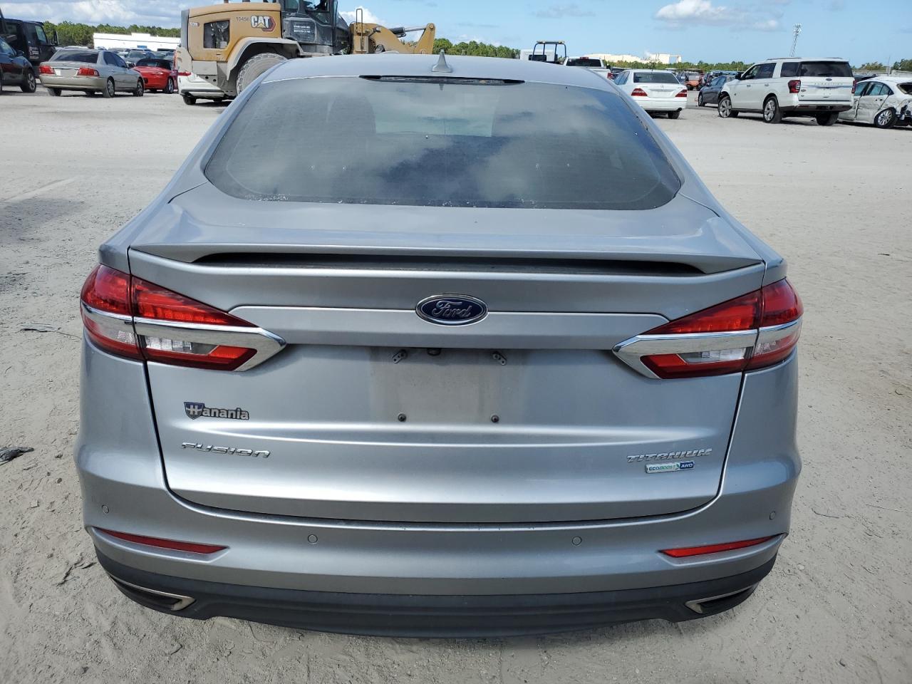 Lot #2990701679 2020 FORD FUSION TIT