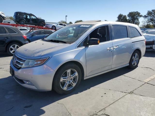 VIN 5FNRL5H91DB035121 2013 Honda Odyssey, Touring no.1