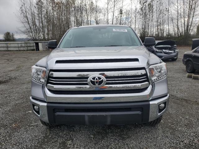 VIN 5TFDY5F19HX609985 2017 Toyota Tundra, Crewmax Sr5 no.5