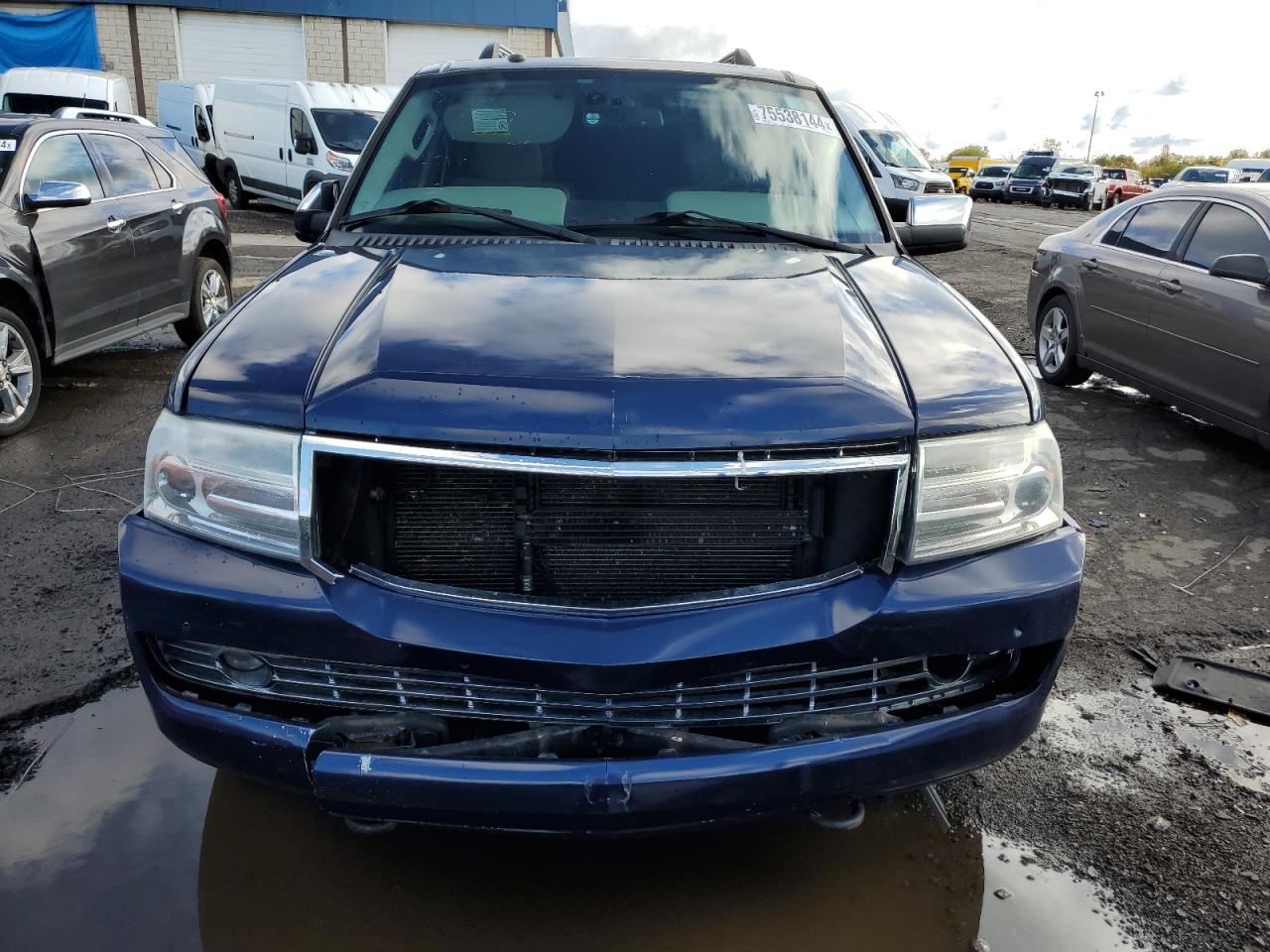 Lot #2952856874 2010 LINCOLN NAVIGATOR