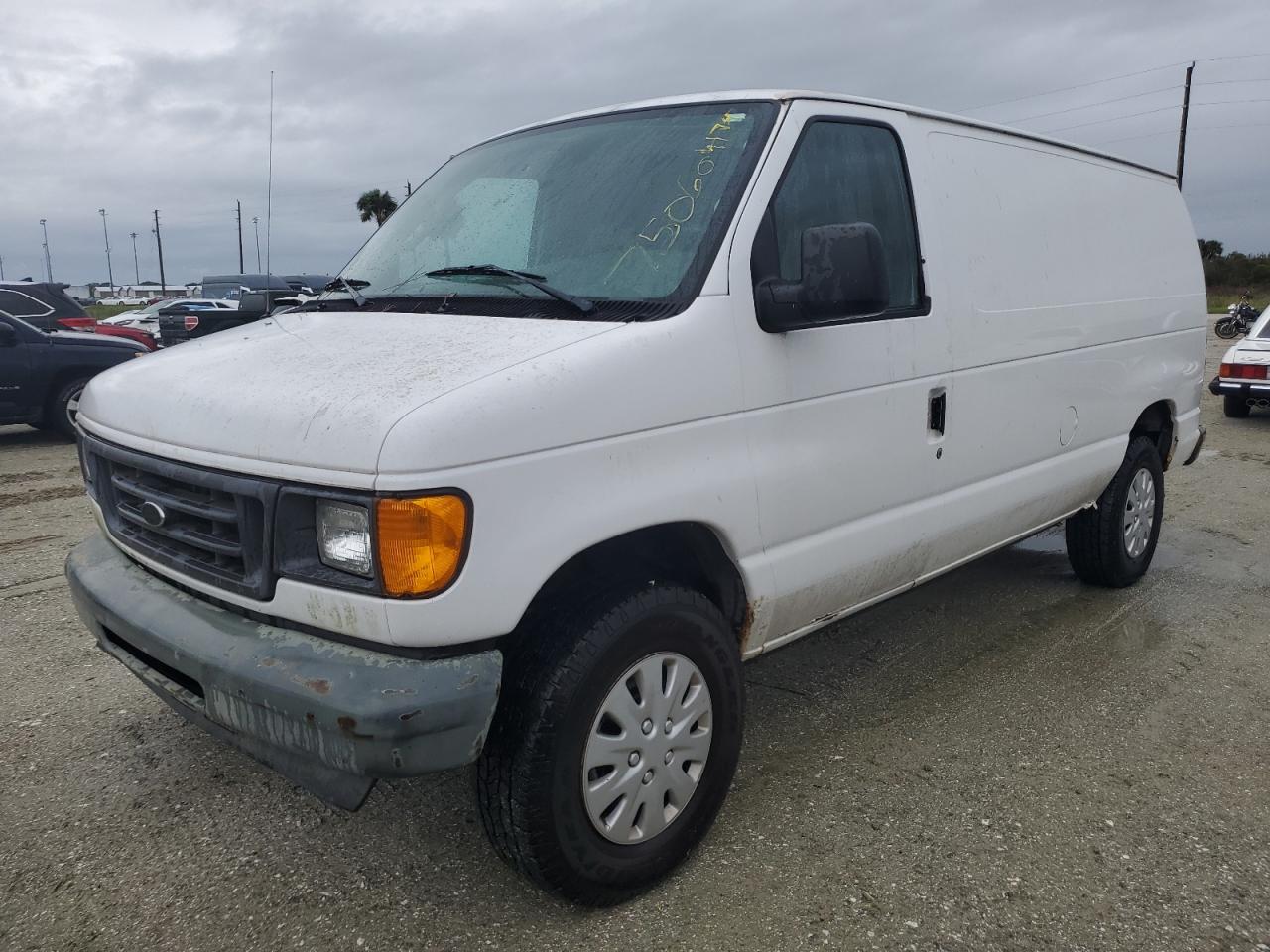 Ford E-350 2004 Econoline