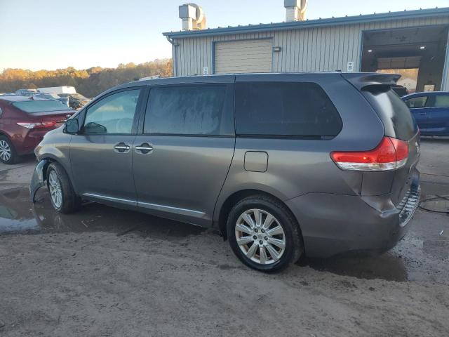 VIN 5TDDK3DC8DS069684 2013 Toyota Sienna, Xle no.2