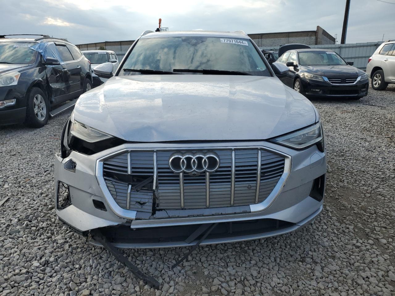 Lot #2991391959 2019 AUDI E-TRON PRE