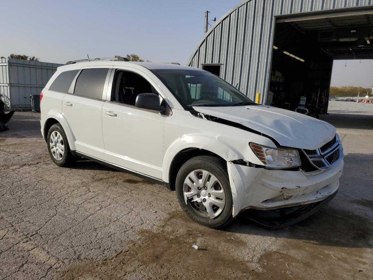 Lot #3009144243 2017 DODGE JOURNEY SE