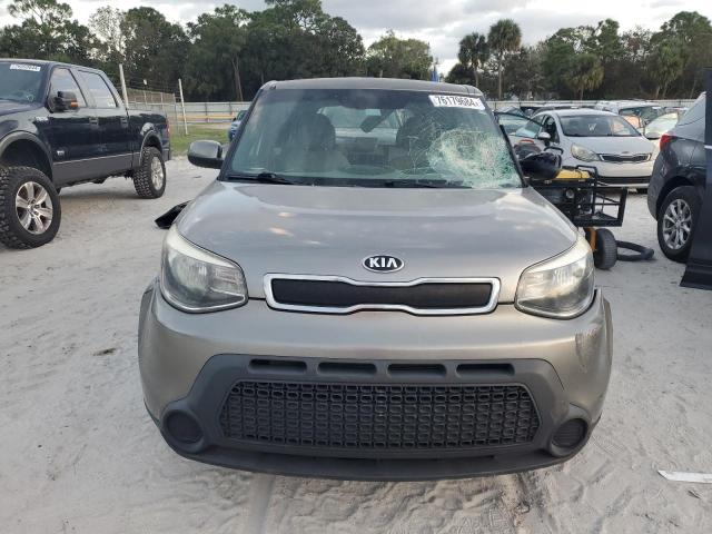 VIN KNDJN2A23G7398663 2016 KIA Soul no.5