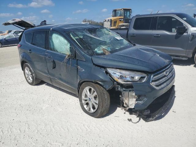 VIN 1FMCU9GD8KUC18371 2019 Ford Escape, SE no.4