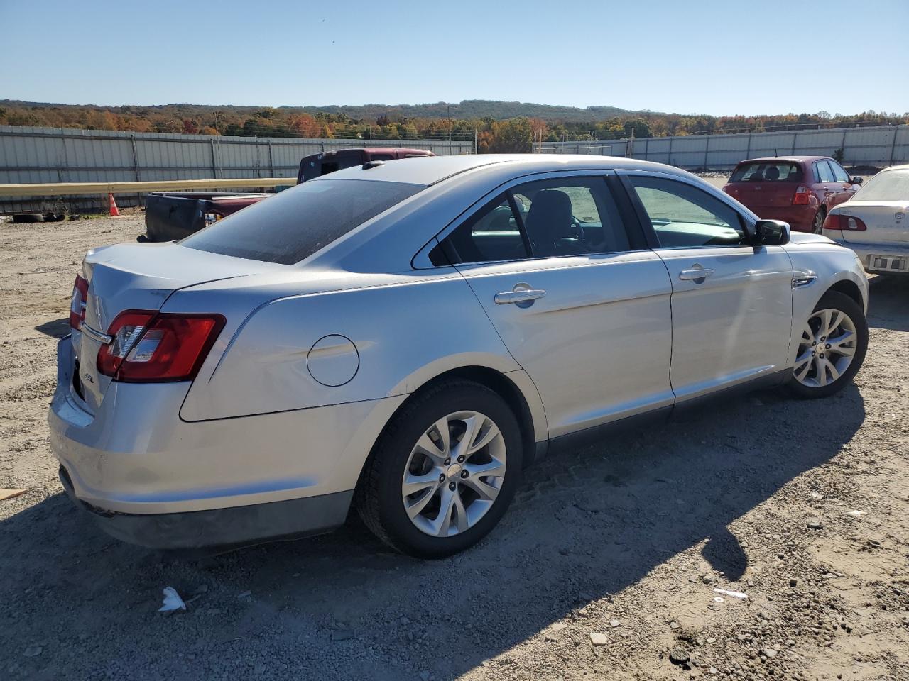 Lot #2928436792 2011 FORD TAURUS SEL