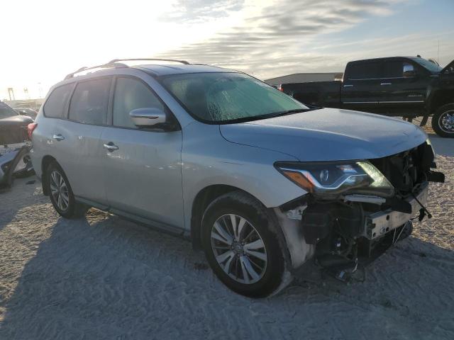 VIN 5N1DR2MN3JC657976 2018 NISSAN PATHFINDER no.4