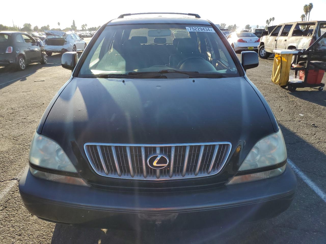 Lot #3030858499 2001 LEXUS RX 300