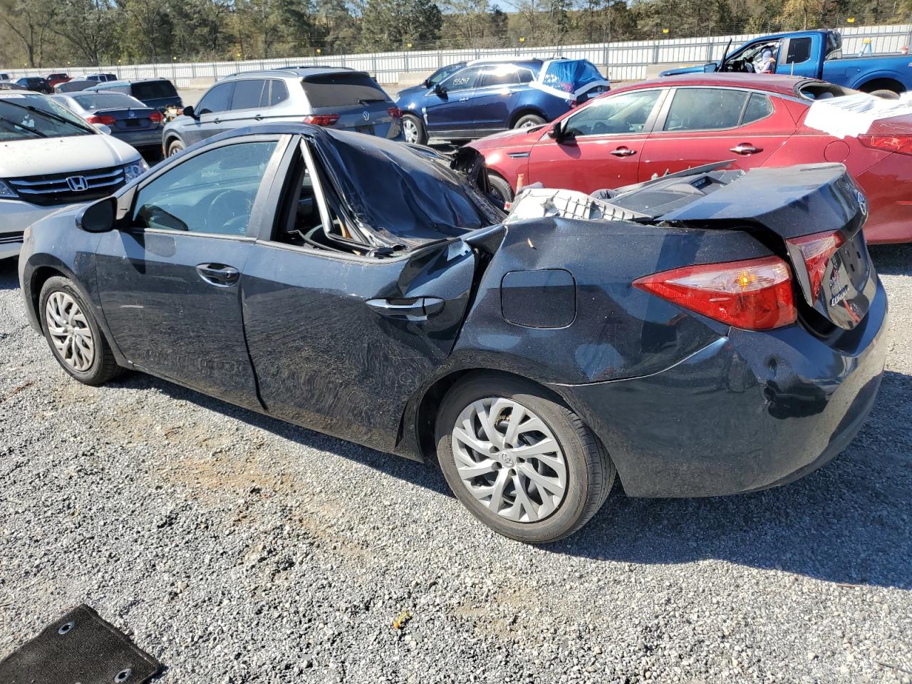 Lot #2979431637 2018 TOYOTA COROLLA L