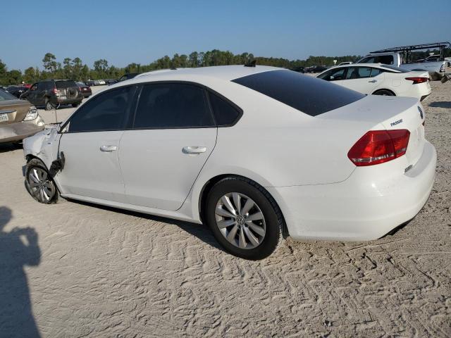 2015 VOLKSWAGEN PASSAT S - 1VWAT7A35FC019886
