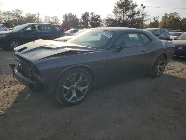 2C3CDZAT5FH708946 Dodge Challenger Sxt 2015