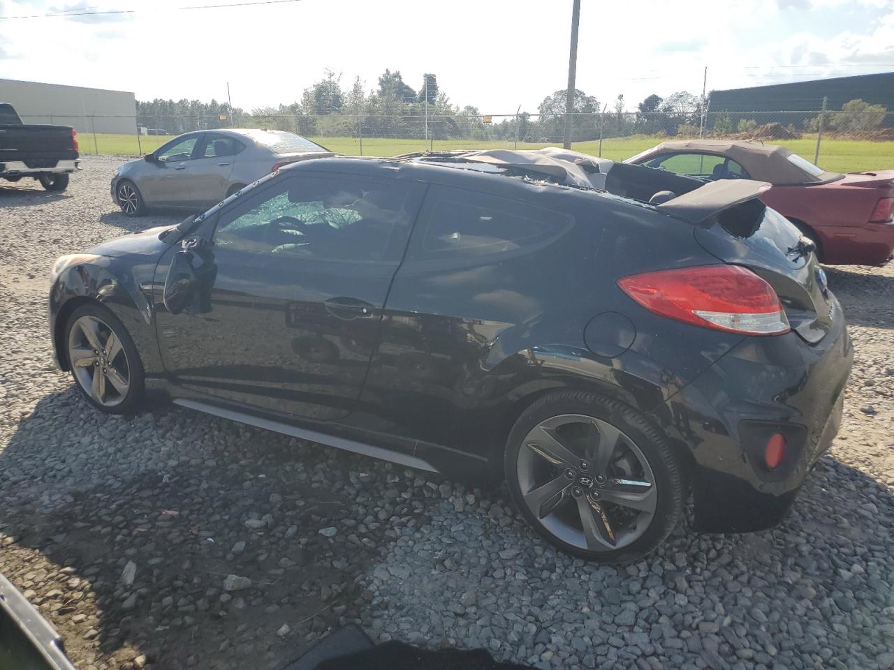 Lot #2952665188 2015 HYUNDAI VELOSTER T