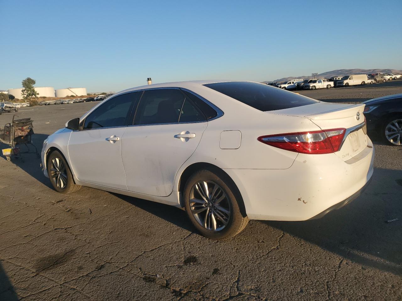 Lot #2970151352 2016 TOYOTA CAMRY LE