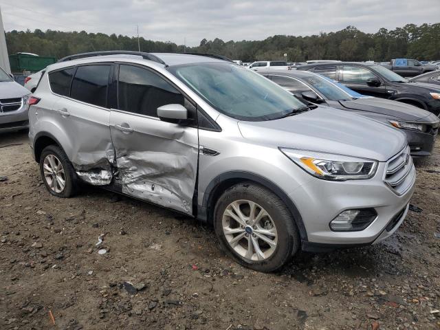 VIN 1FMCU0HD3JUC57636 2018 FORD ESCAPE no.4