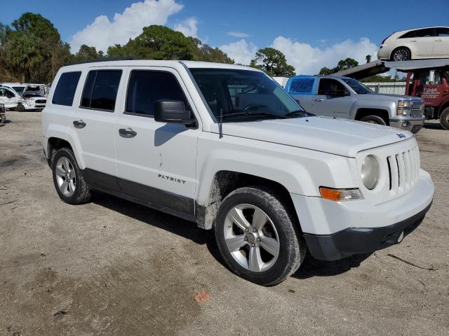 VIN 1C4NJPBBXED758941 2014 Jeep Patriot, Sport no.4