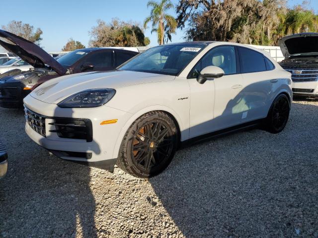 2024 PORSCHE CAYENNE E #3033390883