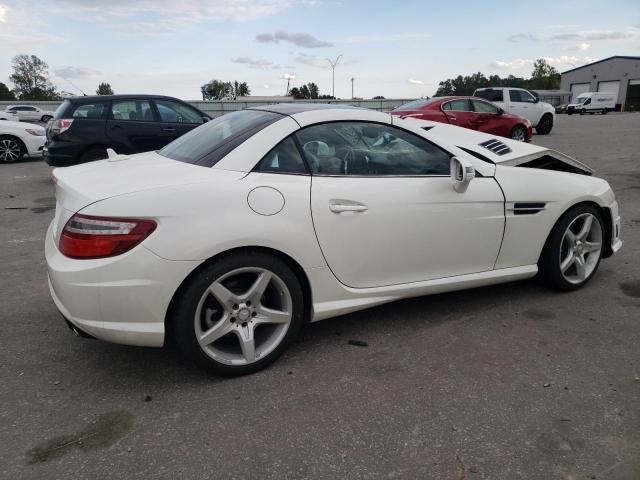 MERCEDES-BENZ SLK 350 2013 white  gas WDDPK5HA3DF053772 photo #4