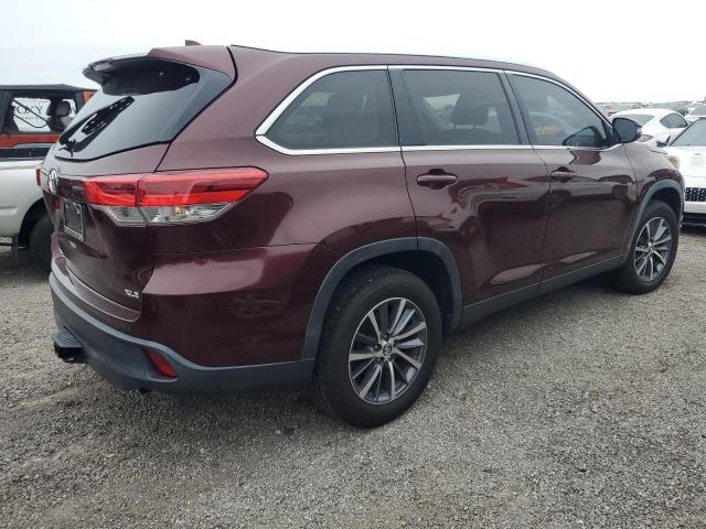 VIN 5TDKZRFH3KS346124 2019 Toyota Highlander, SE no.3