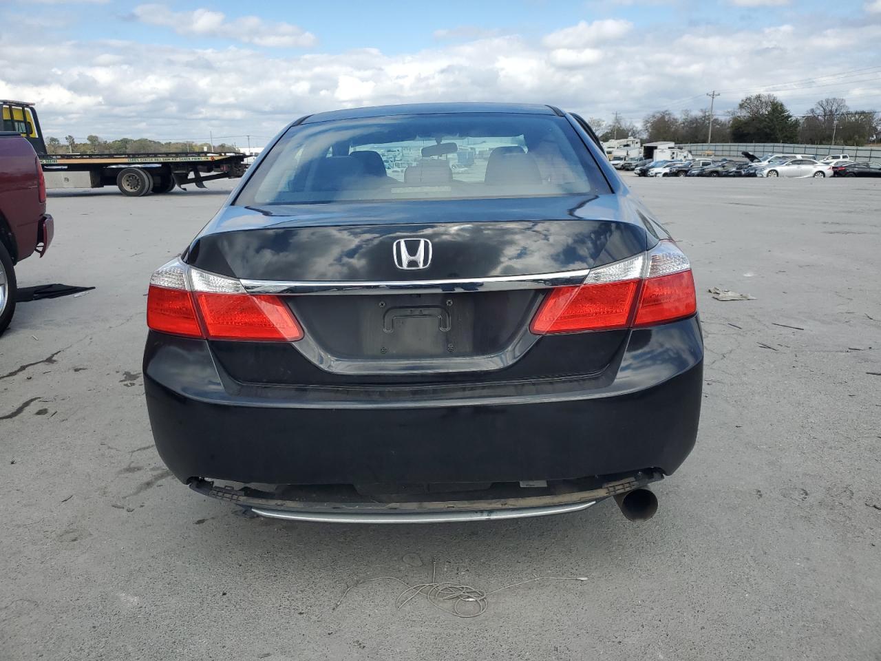 Lot #2976976633 2015 HONDA ACCORD LX