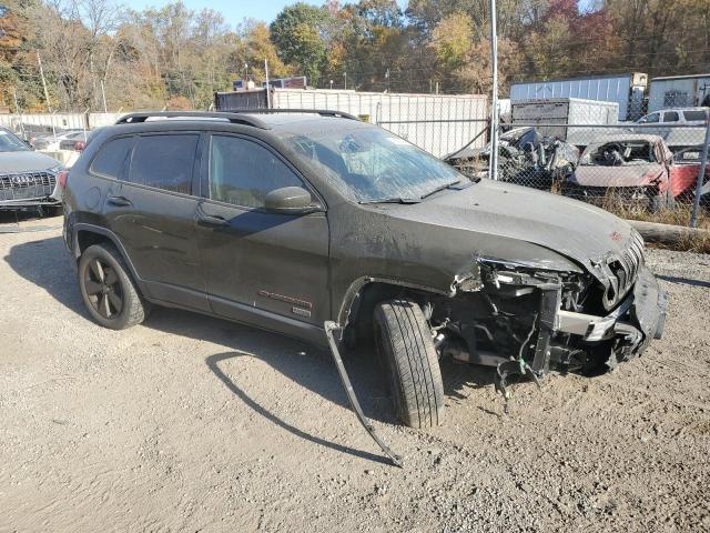 VIN 1C4PJMCB6GW279722 2016 Jeep Cherokee, Latitude no.4