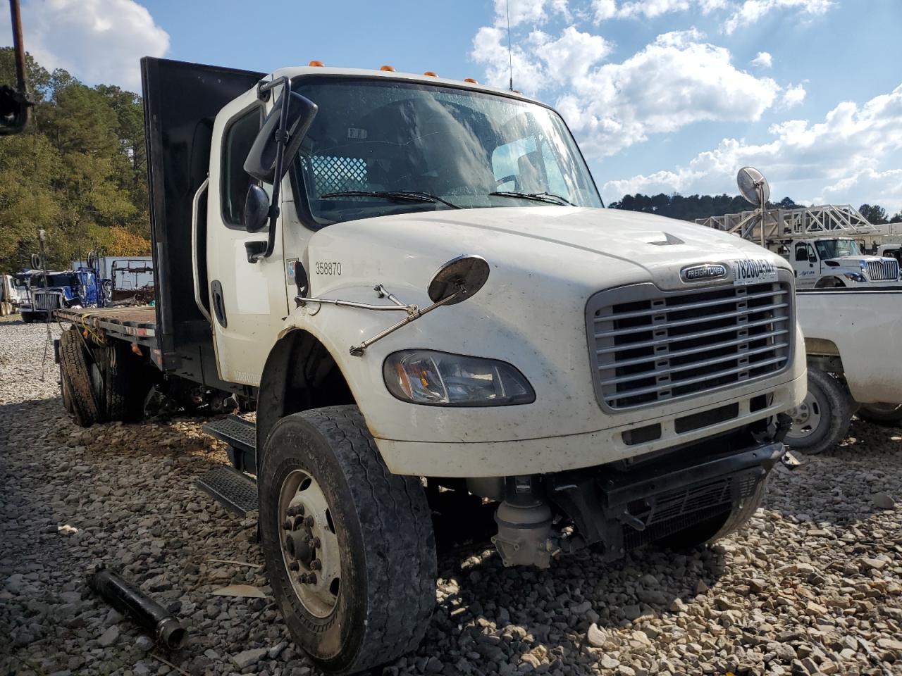 Lot #2954856168 2020 FREIGHTLINER M2 106 MED