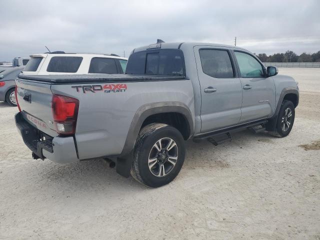 VIN 3TMCZ5AN5JM140697 2018 Toyota Tacoma, Double Cab no.3