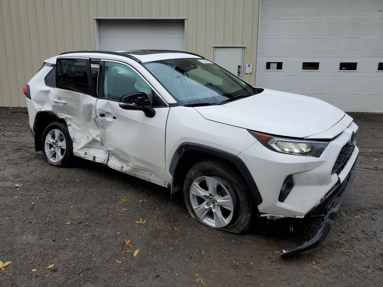 Lot #3030577864 2020 TOYOTA RAV4 XLE