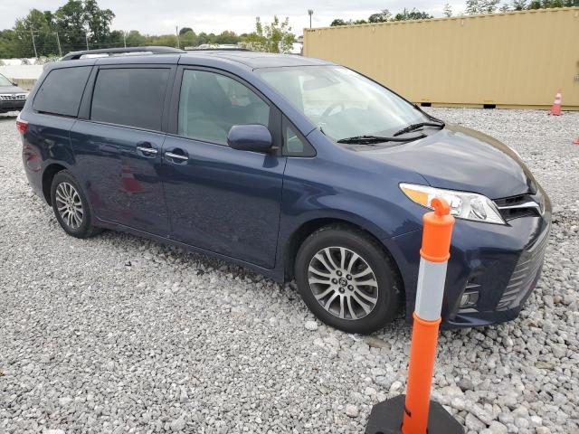 VIN 5TDYZ3DCXJS927858 2018 Toyota Sienna, Xle no.4