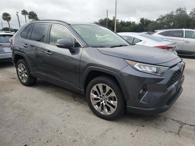 2019 TOYOTA RAV4 XLE P - JTMA1RFV2KD005978