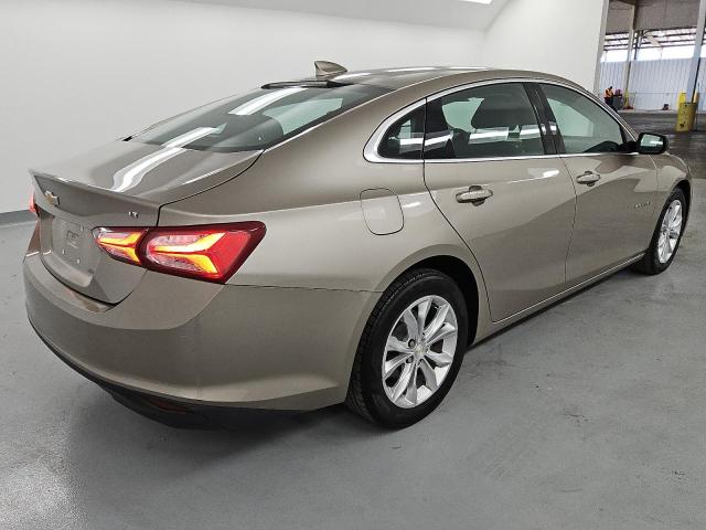 VIN 1G1ZD5ST0NF119129 2022 Chevrolet Malibu, LT no.3