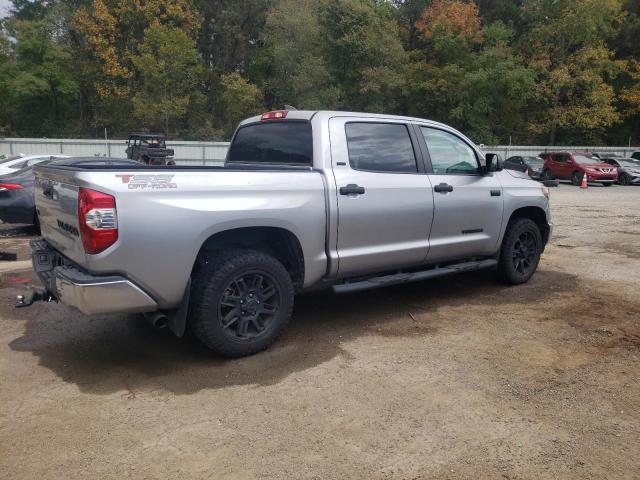 VIN 5TFDY5F17MX956726 2021 TOYOTA TUNDRA no.3