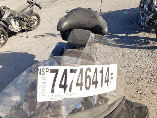 2011 HARLEY-DAVIDSON FLHTC 1HD1FF413BB645630