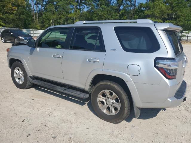 VIN JTEZU5JR6J5176556 2018 Toyota 4runner, SR5 no.2