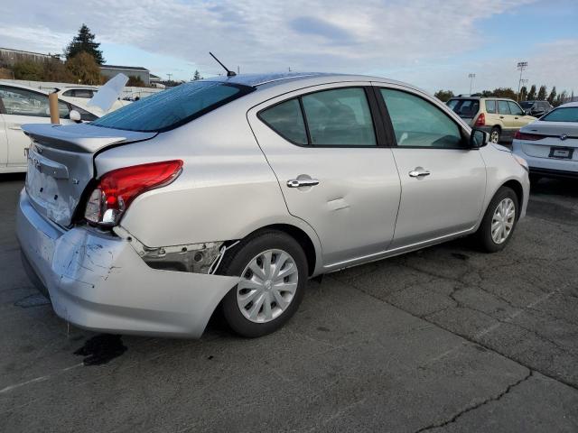 VIN 3N1CN7AP3JL807137 2018 NISSAN VERSA no.3