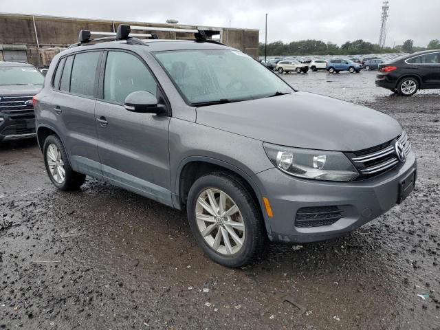 VIN WVGAV7AXXFW506107 2015 Volkswagen Tiguan, S no.4